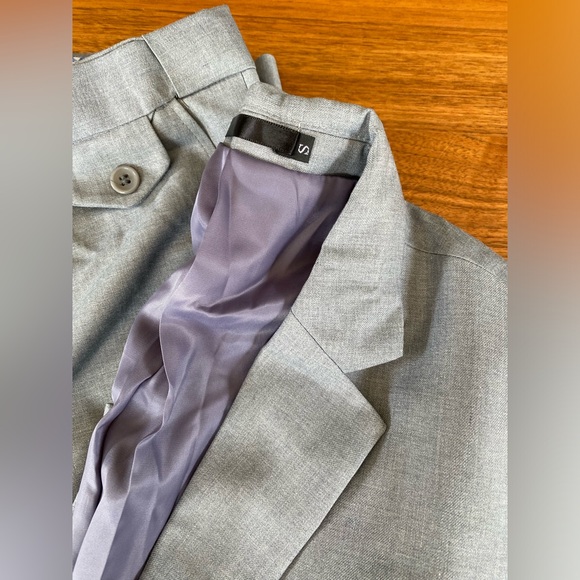 Men’s 3 piece suit NWT size Small, light gray, New in package. Wedding Prom - Picture 6 of 9